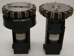 AMAT  0010-70264 Endura Magnet Coupled HP Wafer Robot Driver (Upper and Lower)