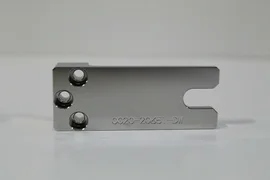 AMAT - 0020-20651 SOURCE ALIGNMENT BRACKET, SHORT - SECOND SOURCE NEW