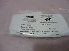 AMAT 0040-44407 Clamp, Bottom, NI Producer, Quartz, Blade, 420356