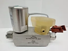 AMAT 0190-01186 Flow Sensor Turck FCS-G1/4A4ARX/D118 PARKER 8APR8-EPRT-SS-2823