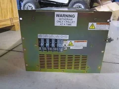 AMAT 0190-05613 XGEN REMOTE CH AC PALLET, 300MM