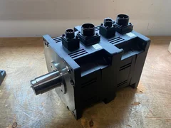 AMAT 0190-09809 VXP PRODUCER ROBOT MOTOR MITSUBISHI HC-UFS30MW8-S2-W