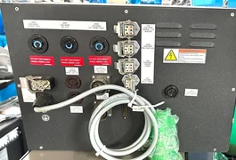 AMAT 0195-10478 CH AC DIST BOX MAYA2, ETCH (2)