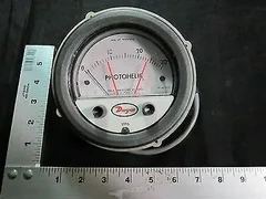 AMAT 0227-30142 Photohelic Pressure Switch Gage, 0-0.5" .01 Minor D