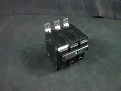 AMAT 0680-01177 CBMAG THERM 3P 240VAC 30A QUICKLAG TYPE B