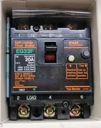 AMAT 0680-01702  20 Amp 3-Pole 100 - 240 VAC Ground Fault Circuit Breaker.