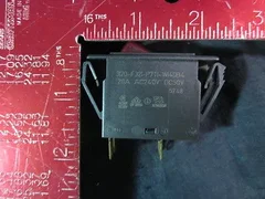 AMAT 0680-90217 C.B. 20A DP 230VAC ILL ROCKER