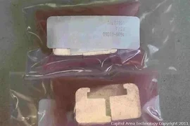 AMAT 0690-01566 CLAMP FLG DBL-CLAW NW63 80 100 AL M8-HEX BOLT SST