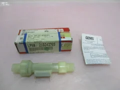 AMAT 1270-01407, SW Flow 1GPM NO 1/2 MNPT RYTON, Gems Sensor FS-150. 419325