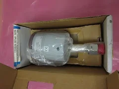 AMAT 1350-01085 WXDCR Press 10 Torr 1/2 FVCR .25%, 400897