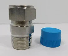 AMAT 3300-01434 Swagelok SS-1610-1-16 Adapter 1" Tube X 1" MNPT 316 SS