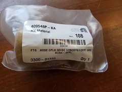 AMAT 3300-01733, Brass, Hydraulic Coupler Body FTG QDISC 1/2BodyX1/2FPT