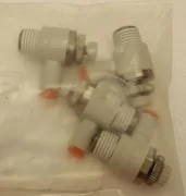 AMAT 3300-03016 Ftg Adapter 1/4MNPT X 1/8 Tube Metering SMC HAS2201F-N02-01S