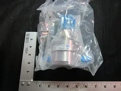 AMAT 3800-01119 RGLTR GAS PRESS 0-30PSI 2PORT 1/4VCR-M/M NO-GA 5RA