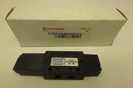 AMAT 3870-00143 NORGREN V19P8DDAX0020  VALVE DBL AIR PILOT INLINE 5/3 CYL OPEN 