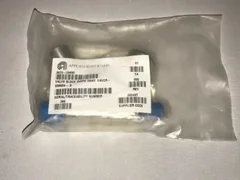 AMAT 3870-03490 VALVE BLOCK DIAPH 3WAY 1/4VCR-F/F/M NC/N , NEW