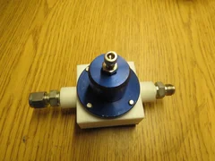 AMAT 3870-03961 Valve, Pressure Relief, 1/4 flare, Teflow, Teqcom, 395468