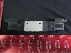 AMAT 3870-90114 SMC VZ5423-5MN-01 VALVE DOUBLE SOLENOID 3 POSN