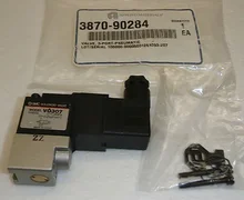 AMAT 3870-90284 Valve, 3-Port Pneumatic SMC VO307 Solenoid Valve