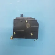 AMAT APPLIED MATERIALS 0680-01230 CB COMMON TRIP 2P 15A 120/240 VAC USED