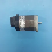 AMAT APPLIED MATERIALS 1080-01204 MOTOR STEPPING 4.6A 1/4SHFT FLT 1.8DEG USED