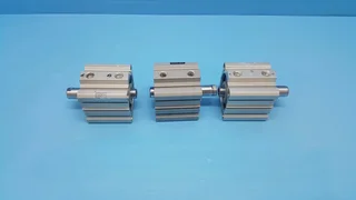 AMAT APPLIED MATERIALS 3020-01126 CYL AIR 63MM BORE 25MM STROKE W/AUTO(LOT OF 3)