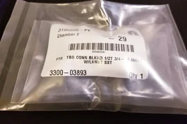 APPLIED MATERIALS 3300-03893 FTG TBG CONN BLKHD 1/2T 3/4-16 MALE W/LKNUT SST