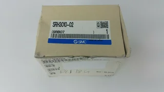 APPLIED MATERIALS 3800-00313 SMC REGULATOR GAS SRH3010-02, 7-100PSIG, 1/4 RC 