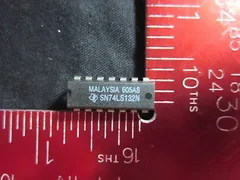APPLIED MATERIALS (AMAT) 0040-36189    Clamp, Support Bracket, ENDPOINT