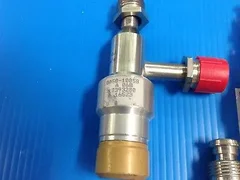 Applied Materials 0050-10058 Valve, Weldment Modified 1/2 VCR