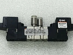 Applied Materials 0900-20044 SMC NJY3223Y 4-Way Double Solenoid Valve 24VDC Used