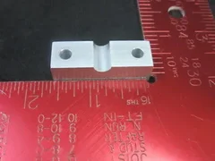 Applied Materials (AMAT) 0020-39344 CLAMP, TOP, SINGLE GAS LINE &amp; PALLET