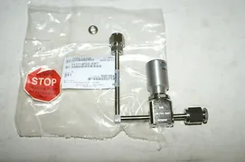 Applied Materials AMAT 0050-18528 WLDMT MFLD 1 FINAL VALVE VERIFLO LOW K H.