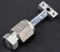 Applied Materials AMAT 0050-52717 Rev 005 1/4&quot; VCR Weldment THD Flange Assembly