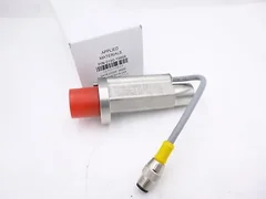 Applied Materials AMAT 0190-19899 REV 001 Flow Switch Manifold Mount 119292-1