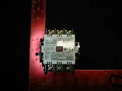 Applied Materials (AMAT) 1270-01355   RLY CNTOR 2P 600V 35A 120VAC COIL RING