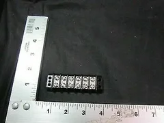 Applied Materials (AMAT) 1290-00796 TERM BLK 6P 2ROW 300V 30A 10-16AWG