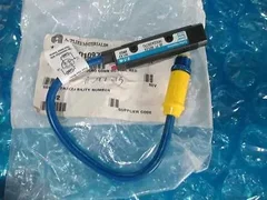 Applied Materials AMAT 1400-01097 SNSR REFLEX W/MICRO CONN DC VSBL RED
