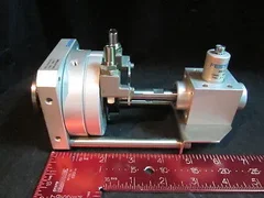 Applied Materials (AMAT) 3020-98023 DSM-25-270-P-FW-CC Actuator; air, rot. to a.