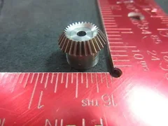 Applied Materials (AMAT) 3330-01040 Gear Bevel Pin Hub 30T .625 PD