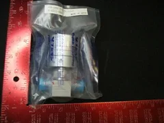 Applied Materials (AMAT) 3870-01667   VALVE PNEU DIAPH 140PSIG 1/4VCR NC 1/8FI