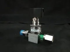 Applied Materials (AMAT) 3870-02677 VALVE MNL DIAPH 1/4VCR-F/M 1/4TURN-HDL VIM V