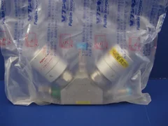 Fujikin FBDV-6.35-2B3-316LP-PA-AQP, 3 Port Block Valve, AMAT 3870-00722, NEW