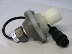 HONEYWELL PT-GI-C PRESSURE TRANSDUCER WITH GAUGE ISOLATOR