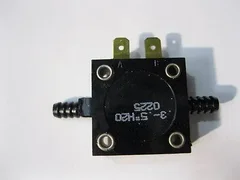 LAM 768-090229-001 SWITCH, PRESSURE, ULTRA LOW DI