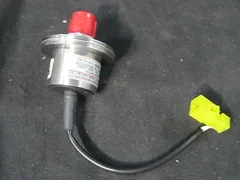 LAM 768-091910-001 UE Precision Sensors PV48W-15 SWITCH, VACUUM, 5 TORR GAUGE PV