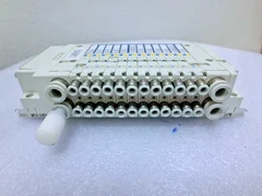 LAM Research 772-320291-001 SMC SS5J2-OAW01470 Manifold+12pc SJ2A60T Solen_96661