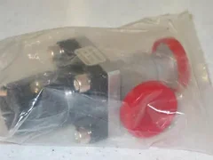 LAM Research CV16-K1K1-MKVV Manual Knob NW/KF-16 Angle Valve 796-098943-002