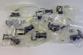 Lot of 11 Each Amphenol 206966-1 Black Backshell Cable Clamp AMAT 0702-02100