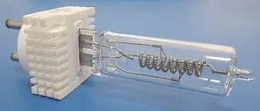 NEW AMAT 0190-31284 Lamp 2KW Ushio J1H 120V 2000W Bulb Finned Base / Avail QTY